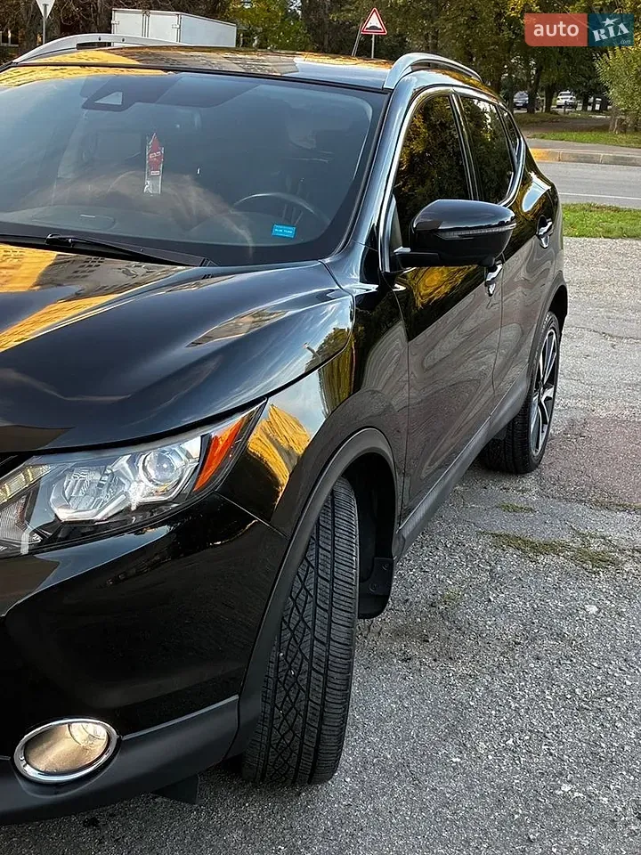 Nissan Rogue Sport 2018 photo 2