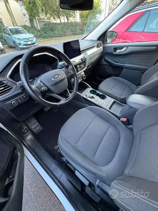 Ford Kuga 2024 photo 5