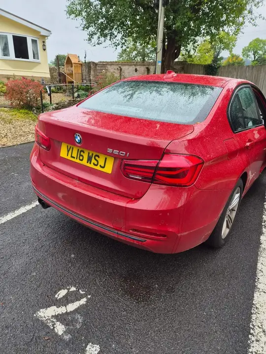 BMW 3 Series 2016 photo 3