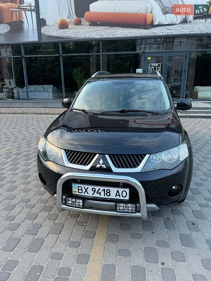 Mitsubishi Outlander Xl 2008 photo 3