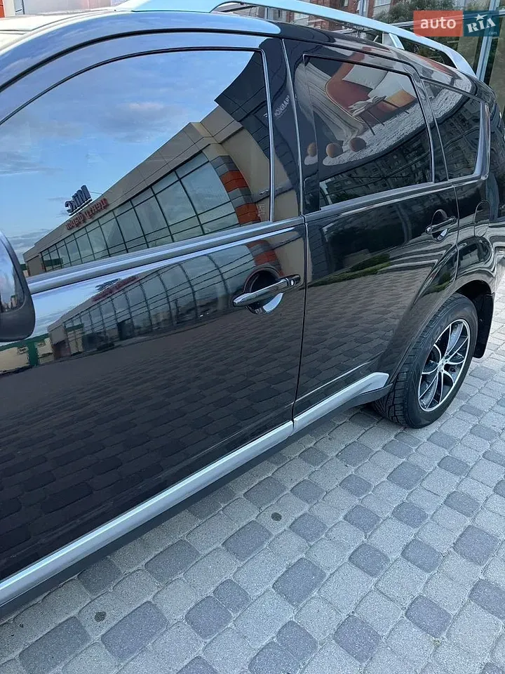 Mitsubishi Outlander Xl 2008 photo 5