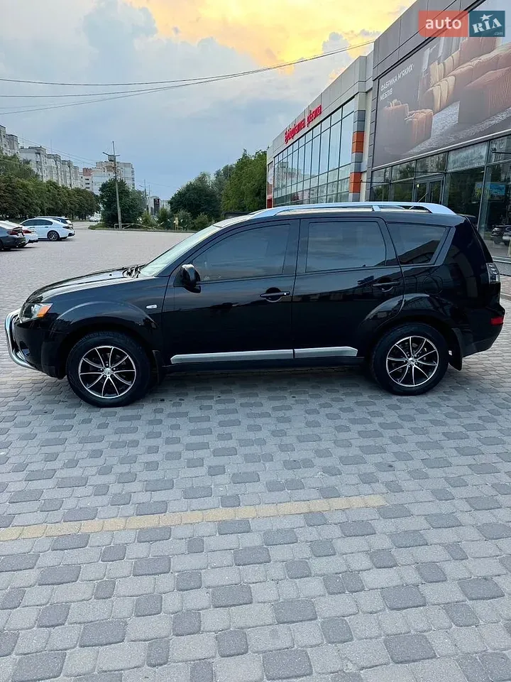 Mitsubishi Outlander Xl