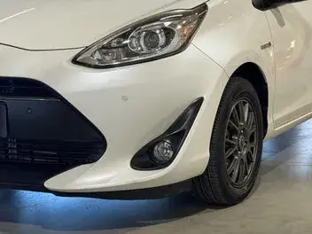 Toyota Aqua 2018 photo 5