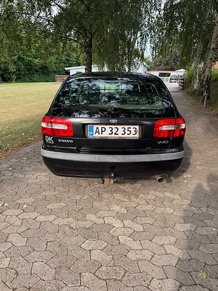 Volvo V40 2002 photo 4