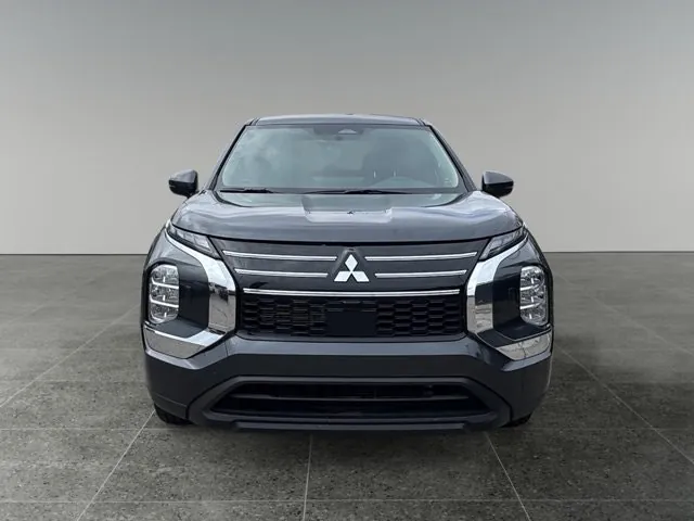 Mitsubishi Outlander 2026 photo 2