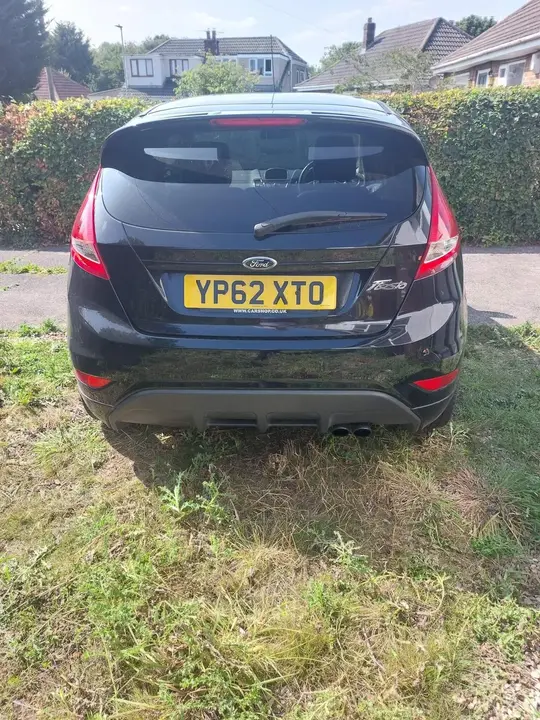 Ford Fiesta 2012 photo 3