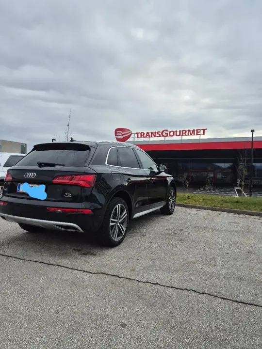 Audi Q5 2017 photo 2