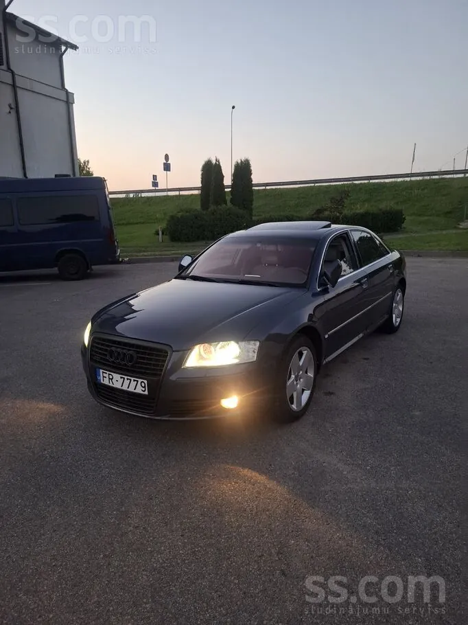 Audi A8