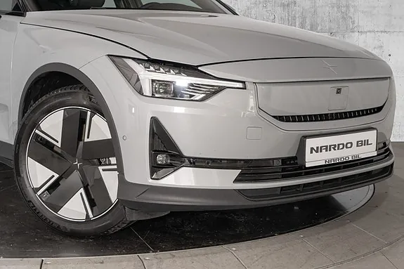 Polestar 2 2025 photo 2