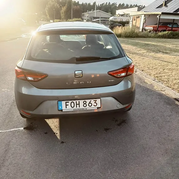 Seat Leon 2015 photo 4