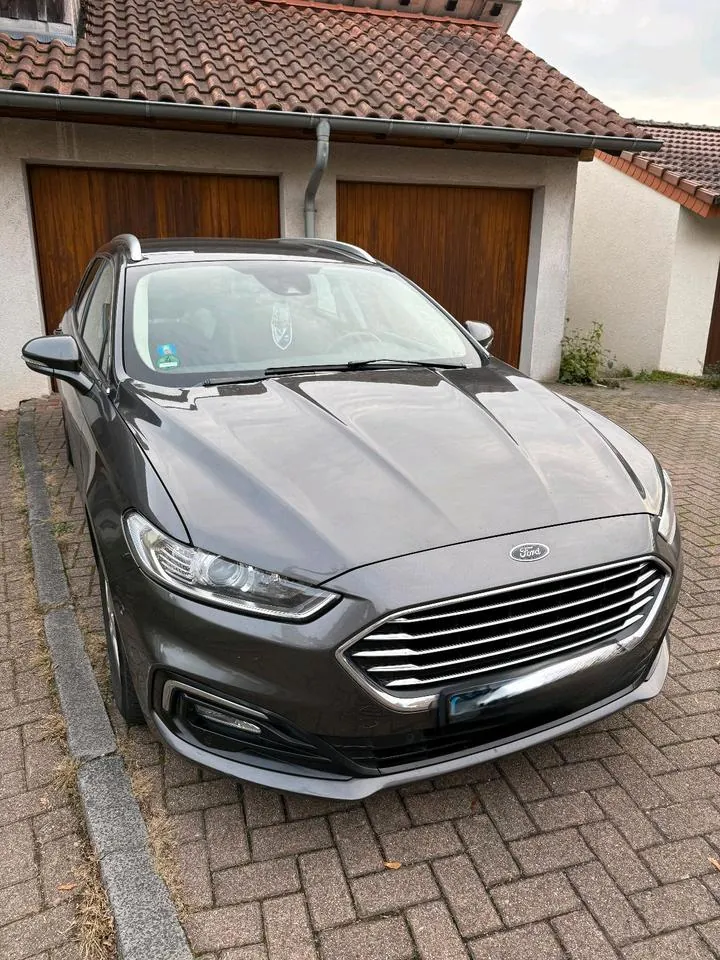 Ford Mondeo Turnier