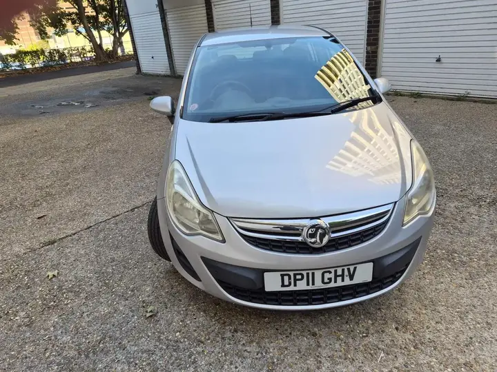 Vauxhall Corsa 2011 photo 5
