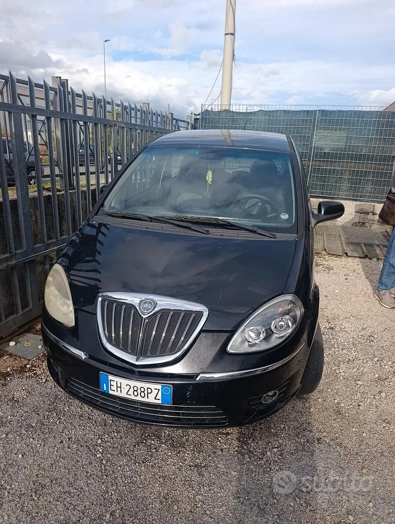 Lancia Musa 2011 photo 2