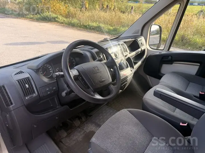 Peugeot Boxer 2012 photo 4
