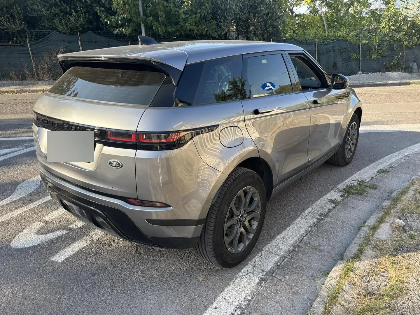 Land Rover Range Rover Evoque 2019 photo 2