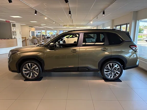 Subaru Forester 2026 photo 2