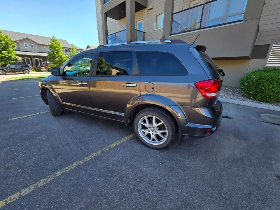 Dodge Journey 2014 photo 2