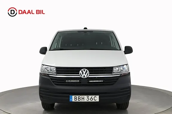 Volkswagen Transporter 2023 photo 2