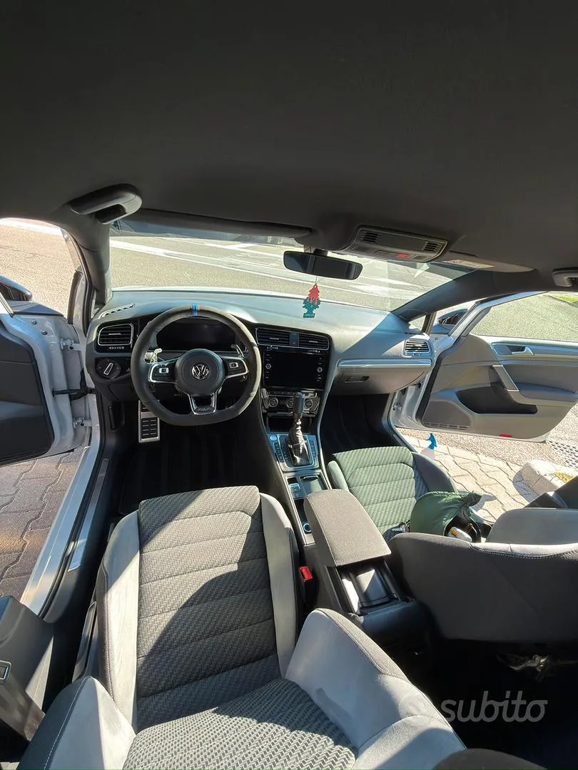 Volkswagen Golf 2018 photo 5