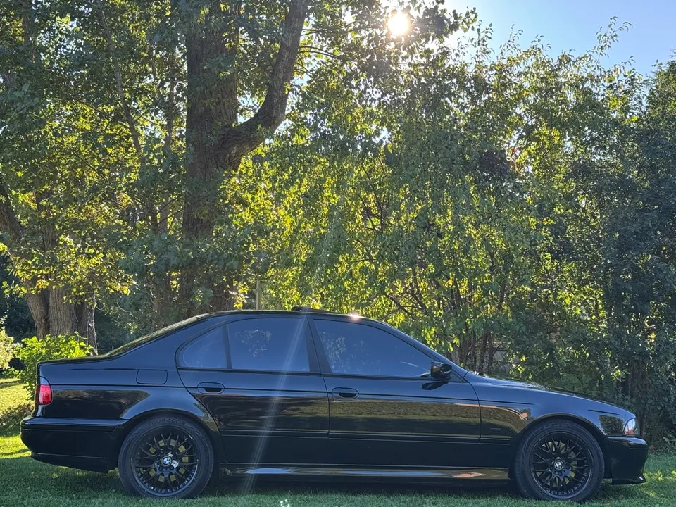 BMW 5Series 2002 photo 3