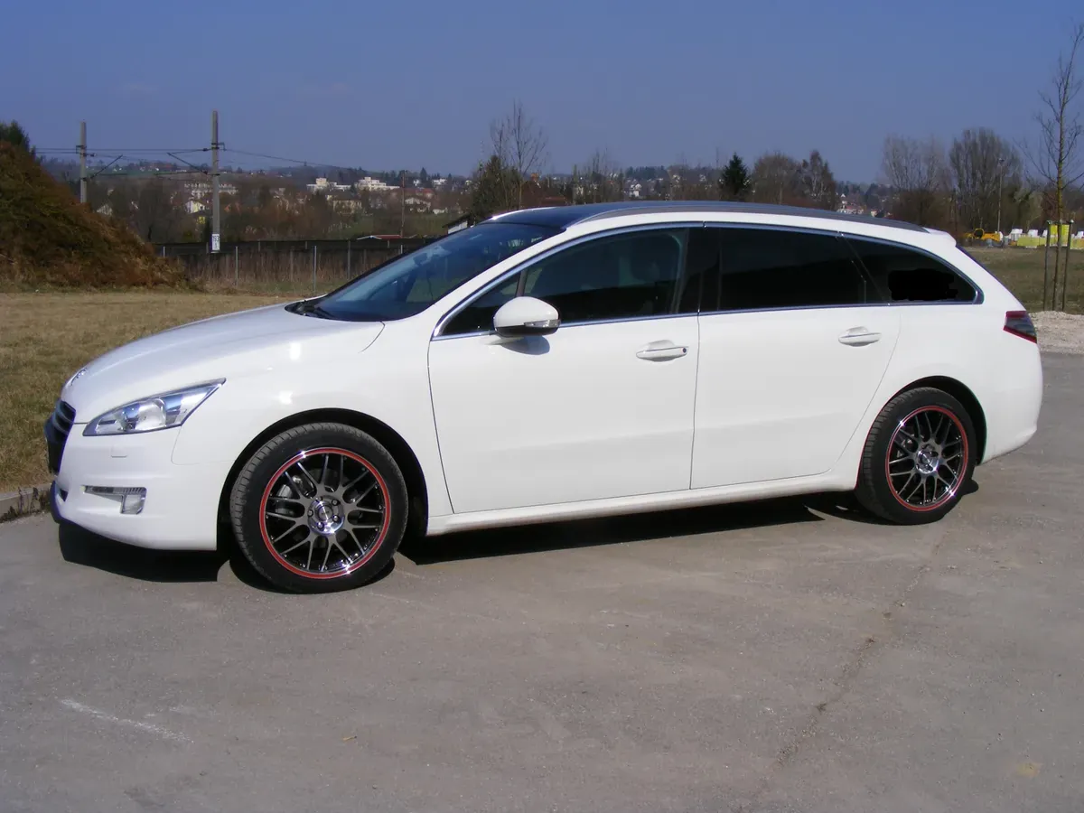 Peugeot 508 2011 photo 2