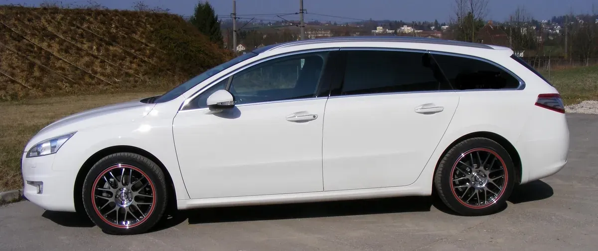 Peugeot 508 2011 photo 3
