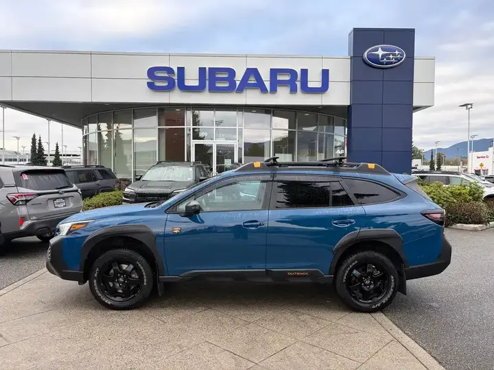 Subaru Outback 2024 photo 4