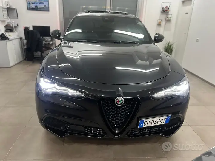 Alfa Romeo Stelvio 2023 photo 2