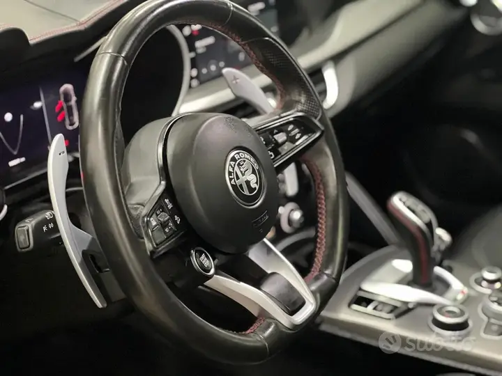 Alfa Romeo Stelvio 2023 photo 4