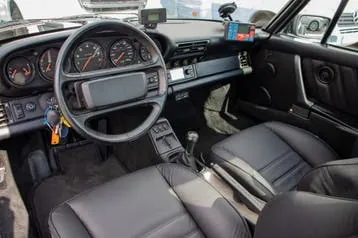 Porsche 911 1989 photo 3