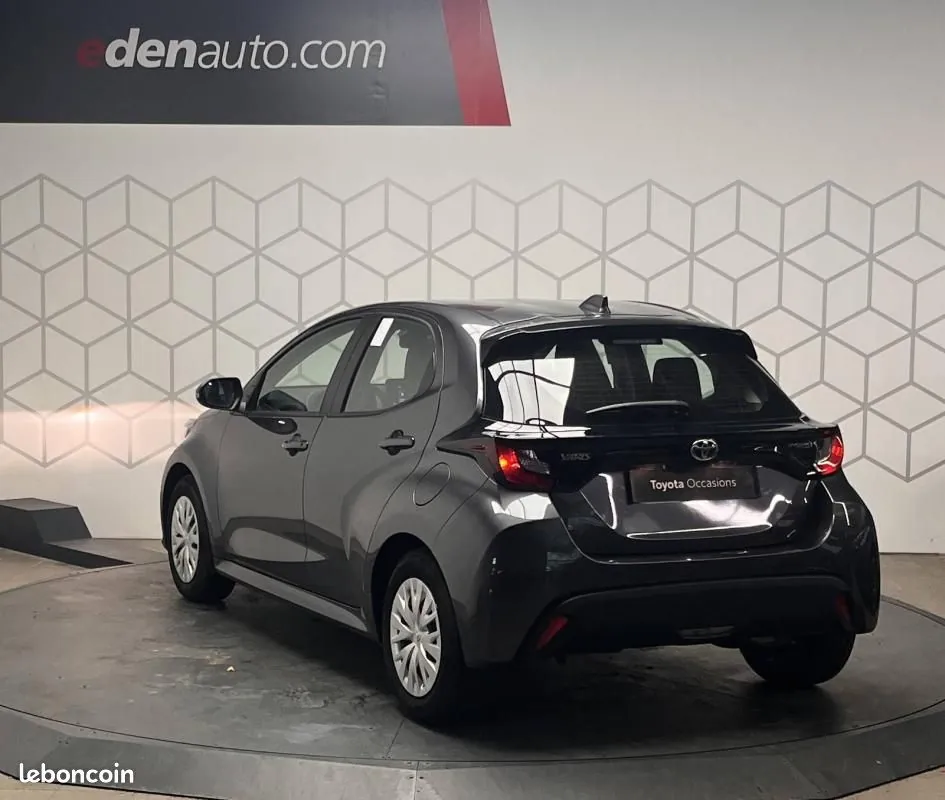 Toyota Yaris 2026 photo 2