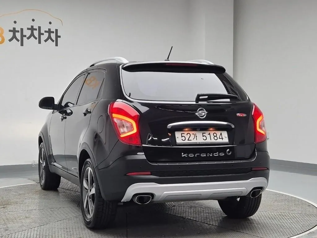 KG Mobility Korando 2017 photo 2