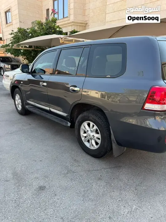 Toyota Land Cruiser 2010 photo 4