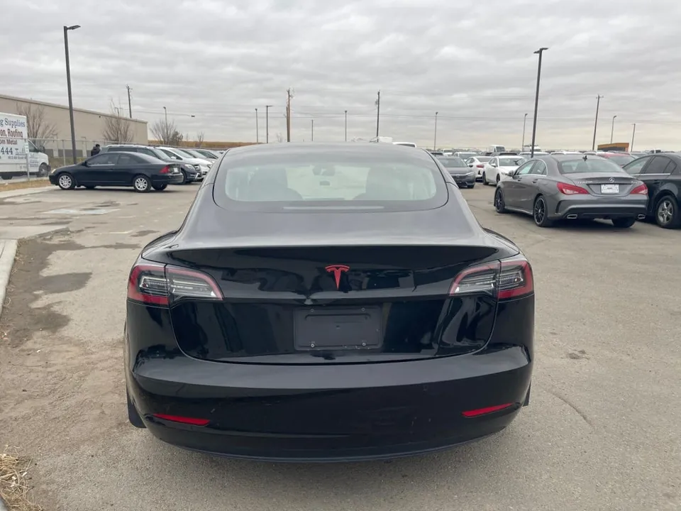 Tesla Model 3 2021 photo 5