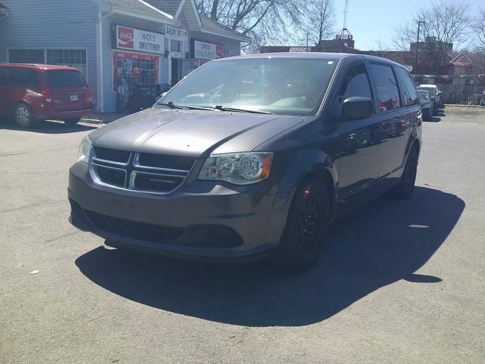 Dodge Grand Caravan 2018 photo 3