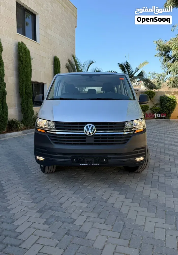 Volkswagen Caravelle 2023 photo 2