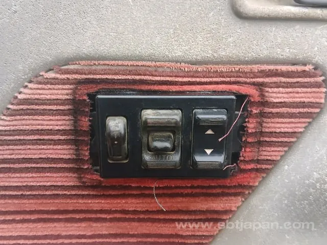 Mitsubishi Canter 1988 photo 2