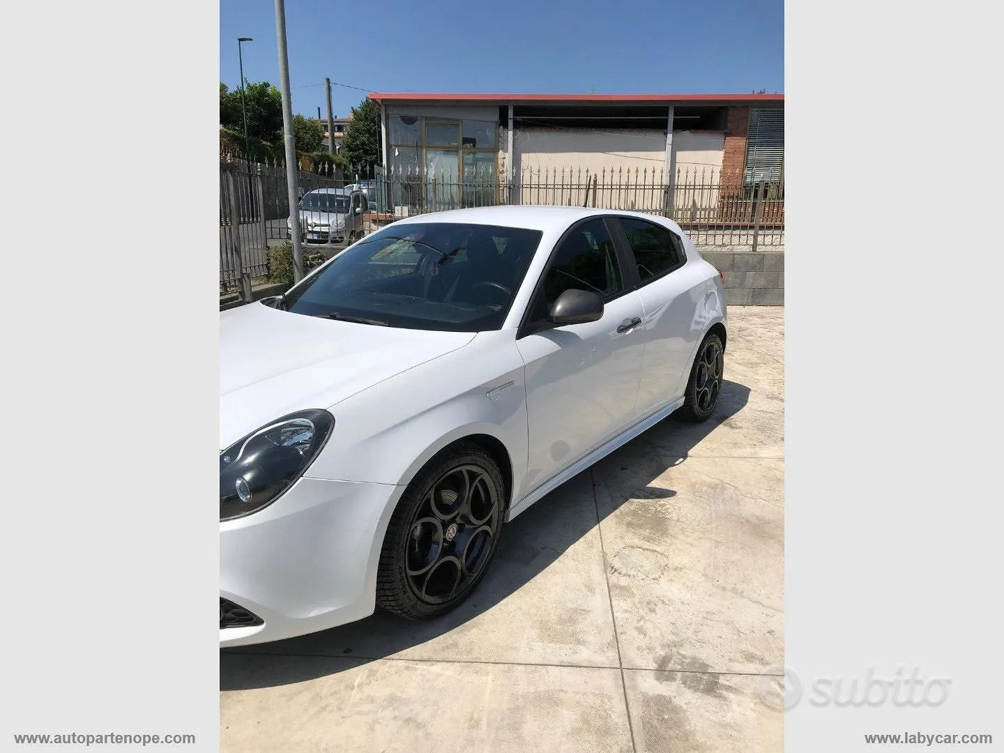 Alfa Romeo Giulietta 2016 photo 2