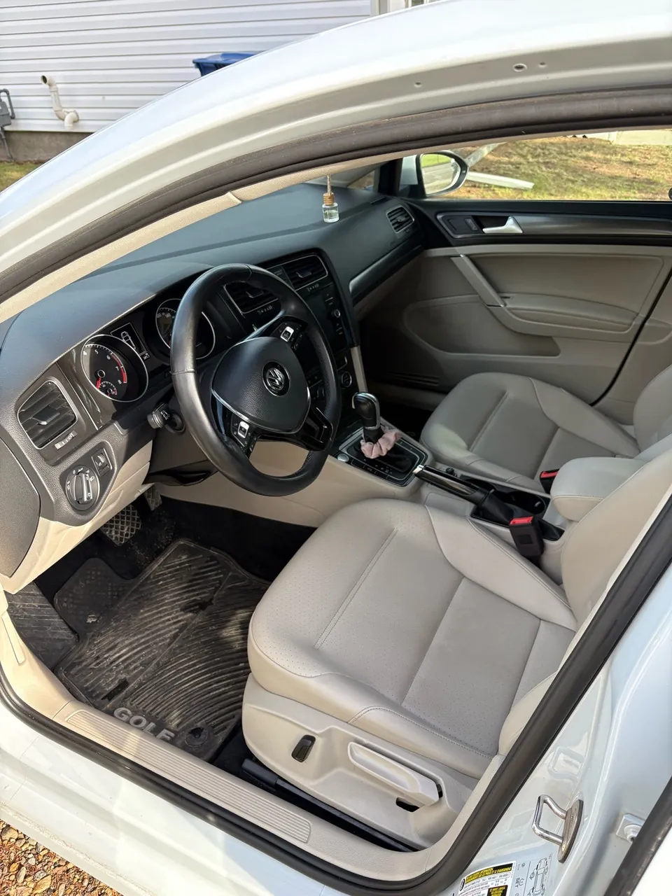 Volkswagen Golf 2019 photo 4