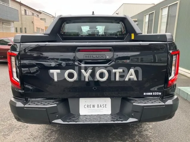 Toyota Hilux 2026 photo 4