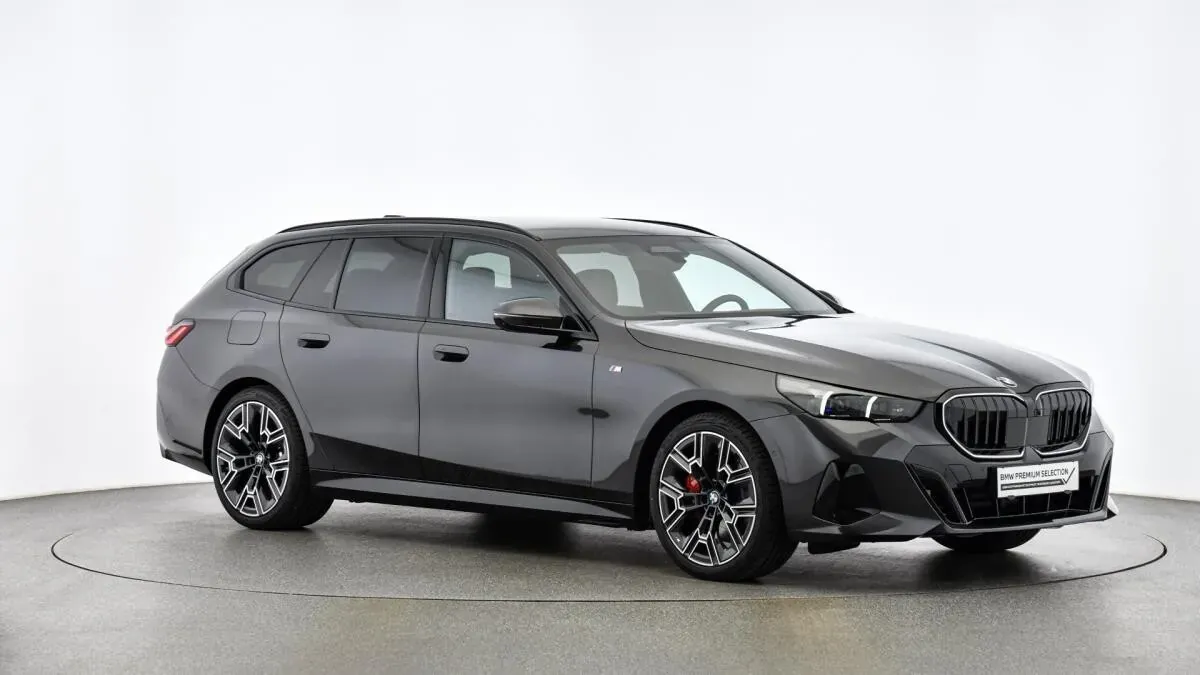 BMW 5 Series 2025 photo 3