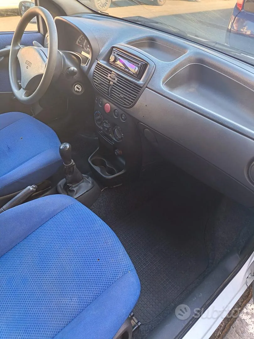 Fiat Punto 2003 photo 5