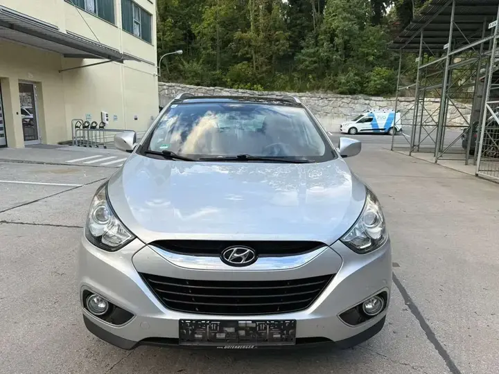 Hyundai Ix35 2012 photo 2