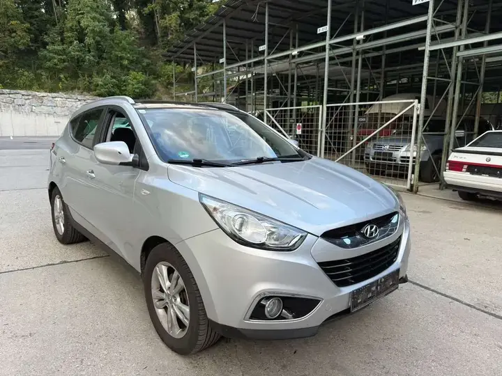 Hyundai Ix35 2012 photo 3