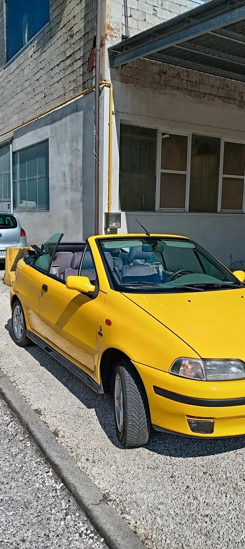 Fiat Punto 1995 photo 2