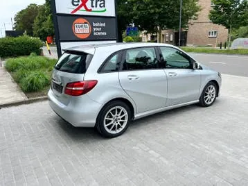 Mercedes-Benz B-Class 2015 photo 3