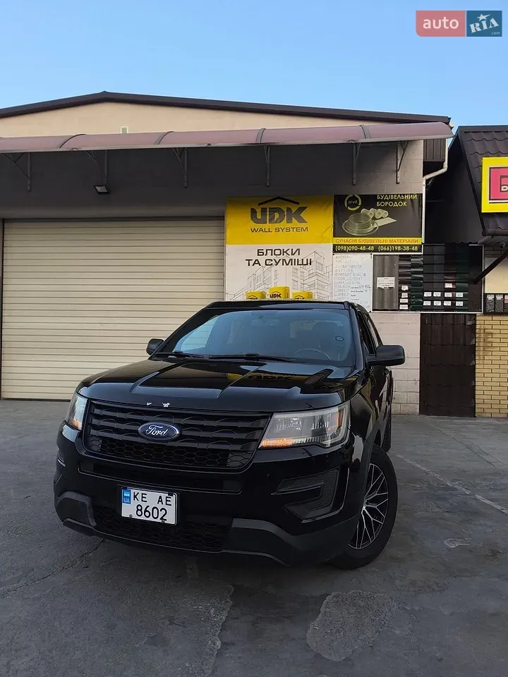 Ford Explorer 2017 photo 3