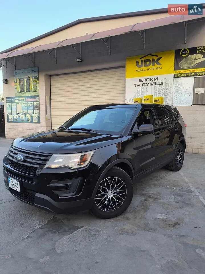 Ford Explorer 2017 photo 4