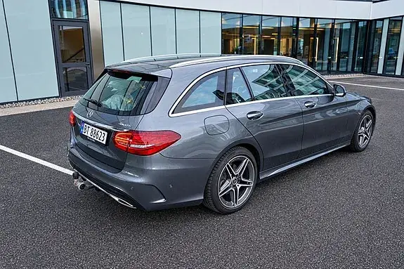 Mercedes-Benz C200 2019 photo 5