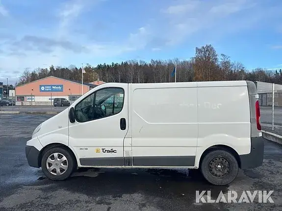 Renault Trafic 2014 photo 2